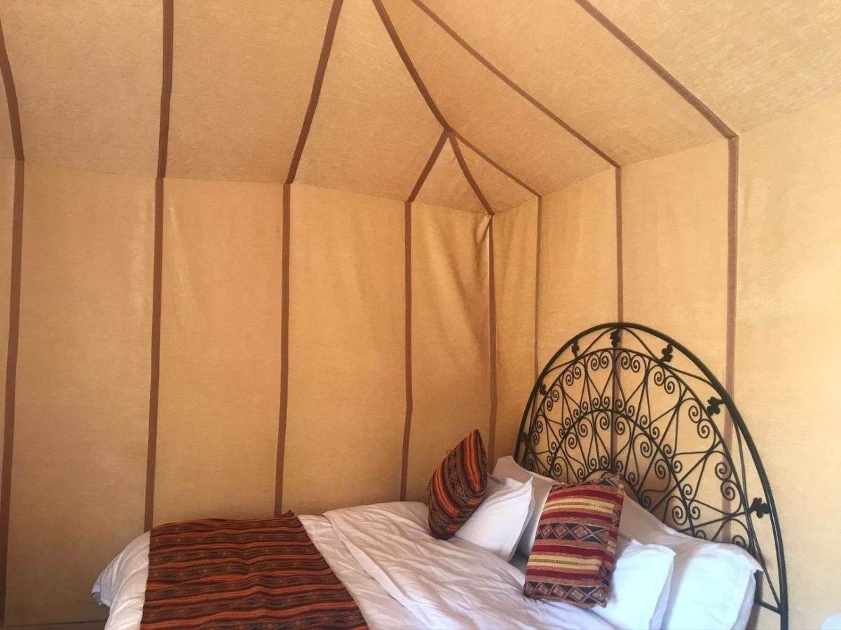 Merzouga Luxury Tents - Glamping Экстерьер фото