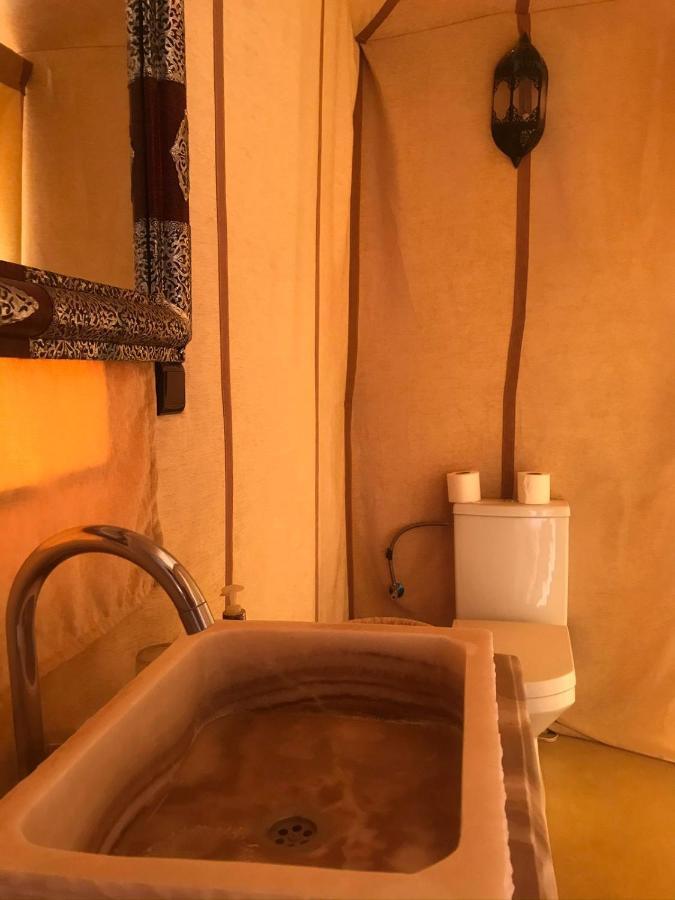 Merzouga Luxury Tents - Glamping Экстерьер фото