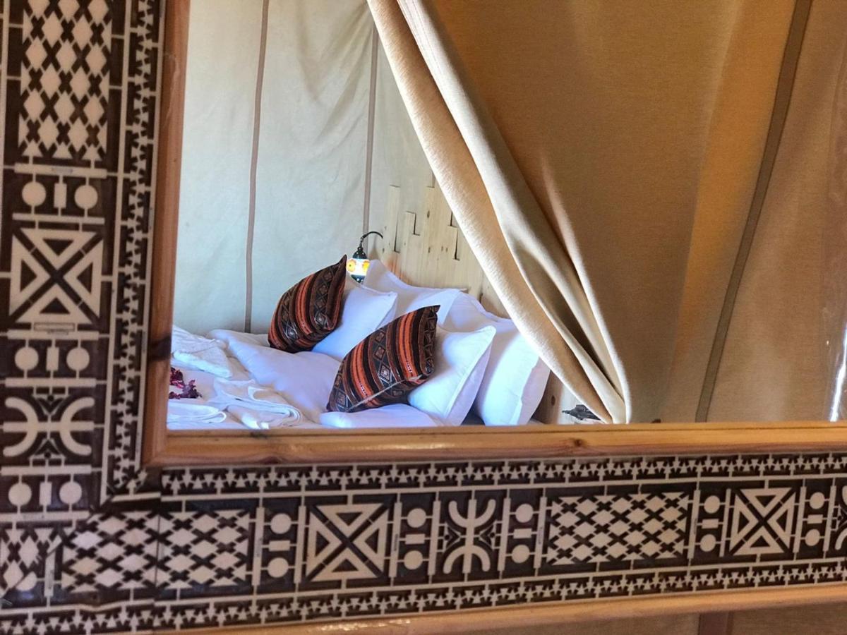 Merzouga Luxury Tents - Glamping Экстерьер фото