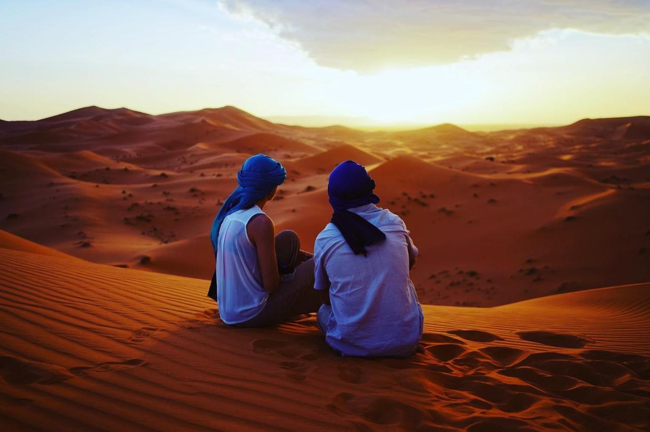 Merzouga Luxury Tents - Glamping Экстерьер фото